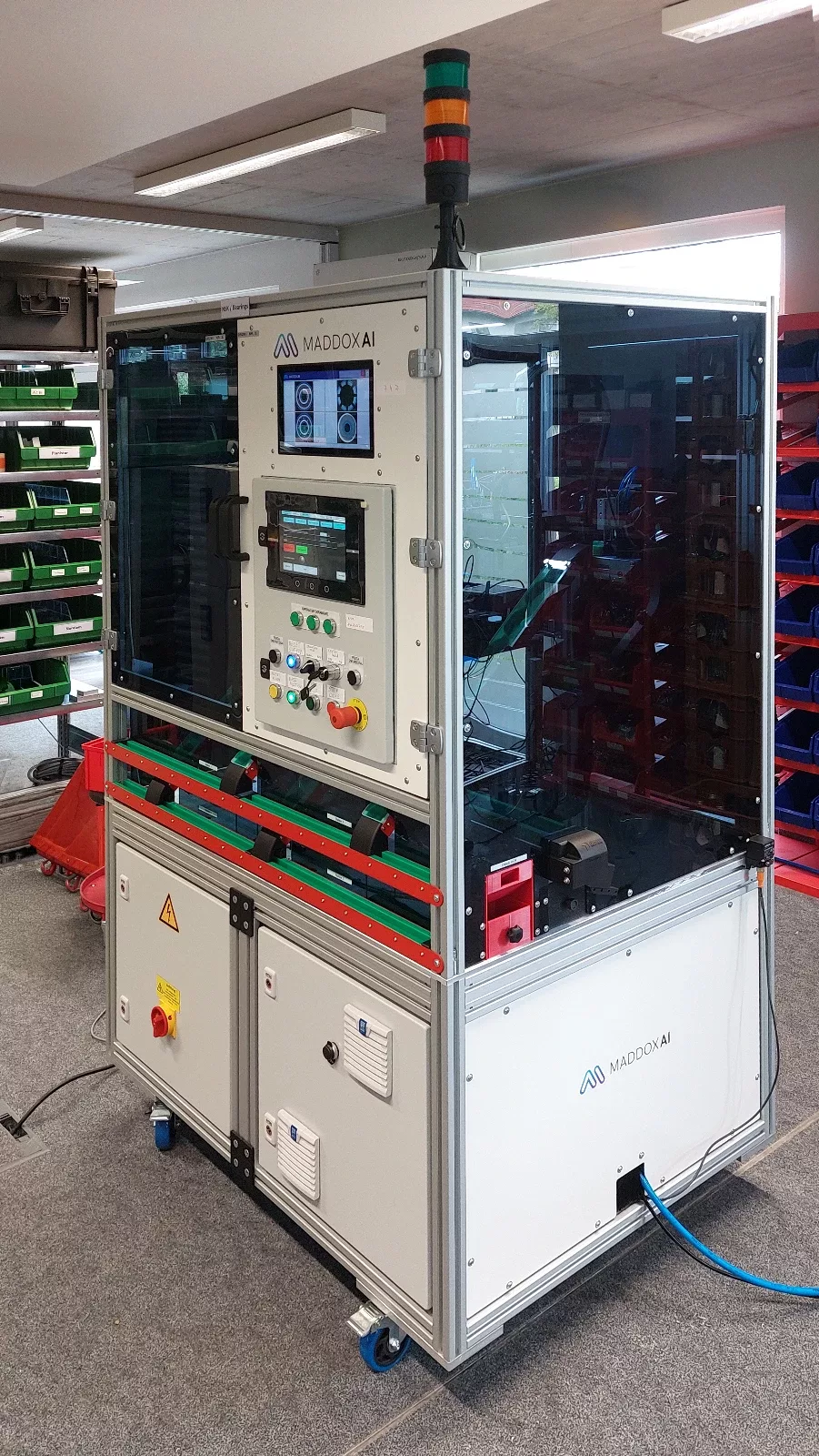 Maddox Maxi Conveyor